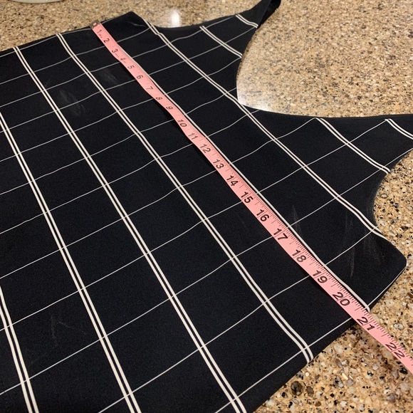 Grid Pattern Navy Cami - Picture 5 of 9